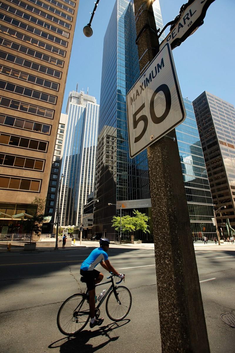 Lower Speed Limits, Says Chief Medical Officer