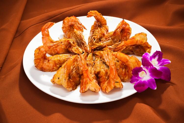 Fresh and Flavorful Cantonese Cuisine