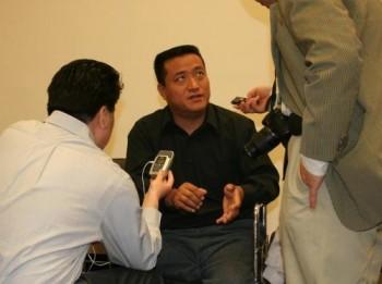 Tiananmen Square Massacre Victim Allowed into Hong Kong to Attend Memorial Service