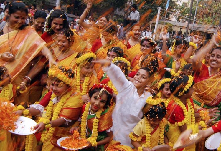 Flowers Enrich Indian Cultural Traditions (+Photos)