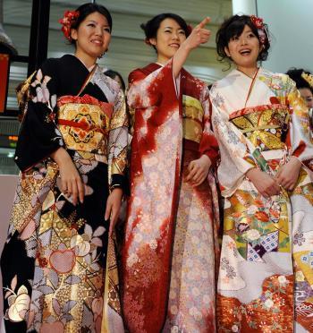 Japanese Women Bring Life Expectancy to New High