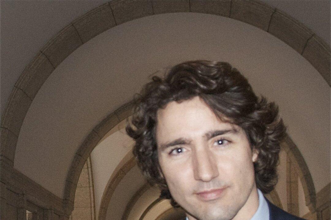 Trudeau and Brazeau Box against Cancer