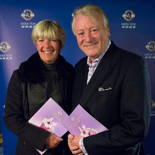 Shen Yun Full of Vitality, Says Former Director of Auction House