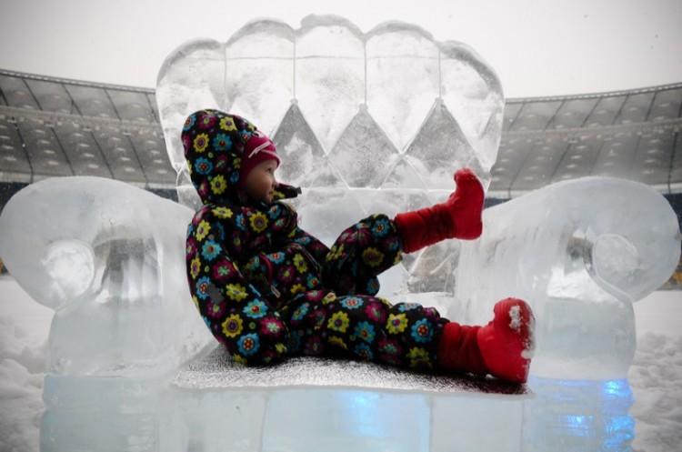 Kyiv, Ukraine Unveils an Ice Sculpture Park: Photos