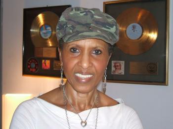 Brooklyn Singer to Join Local Music Festival