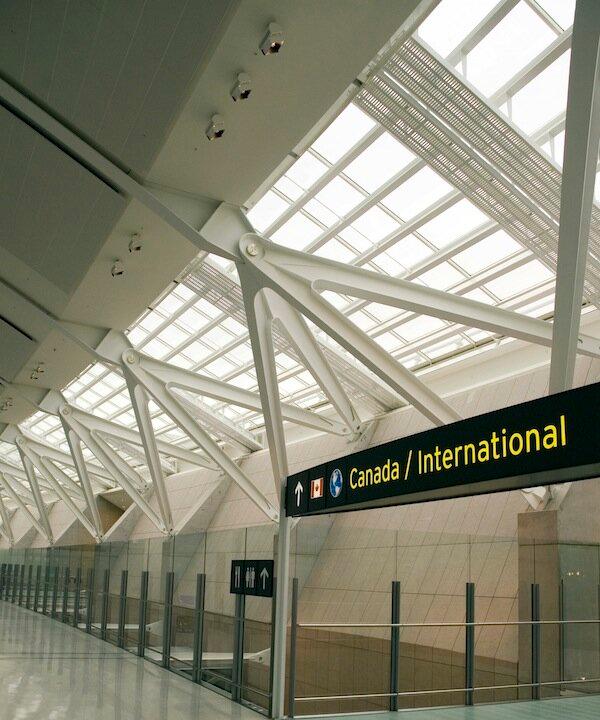 Pearson Voted the Worst Canadian Airport