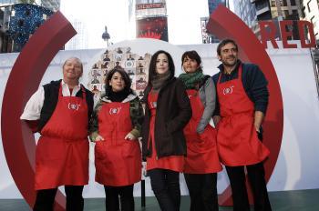 Starbuck’s Goes (RED) for Holidays