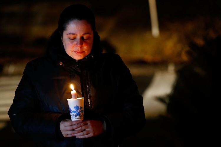 Take Caution with Response to Sandy Hook, Say Experts