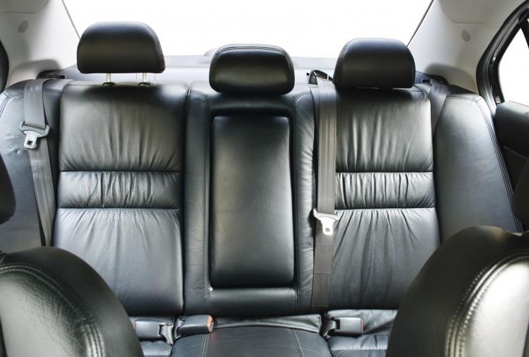 US to Require Alarm If Rear-Seat Car Passengers Aren’t Buckled Up