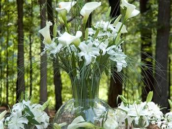 Adding Fragrance to Your Wedding Plan