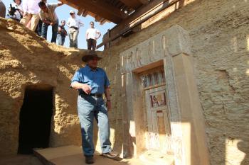 Archaeologist Find 4,300-year-old Egyptian Tomb