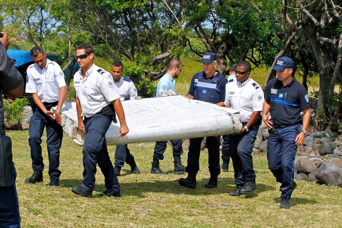 Malaysia Airlines Flight 370 Debris: More Suspected Wreckage Found on Reunion