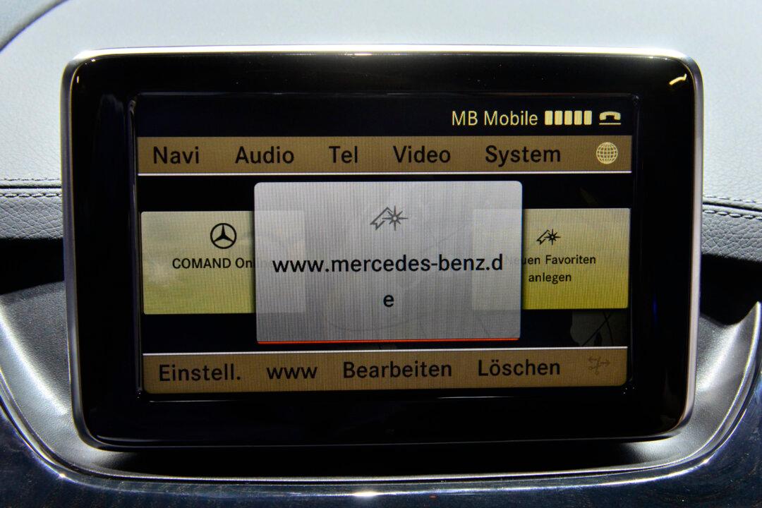Automakers Trying to Prevent Hackers From Commandeering Cars