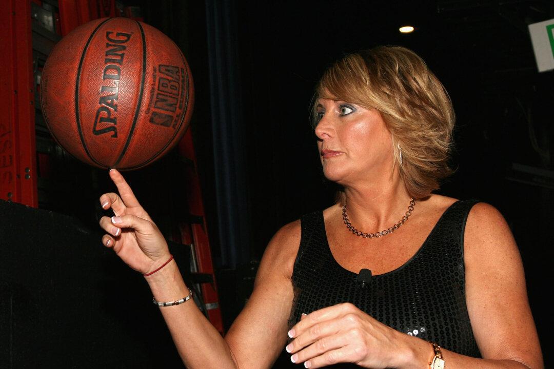 Basketball My Way — Nancy Lieberman