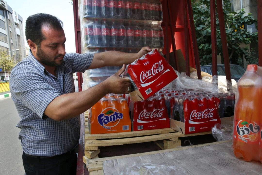 American Culture, From Fast Food to Actors, Seeps Into Iran