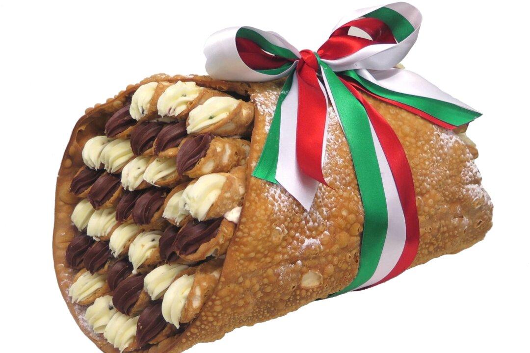 The Big Cannoli of Leichhardt
