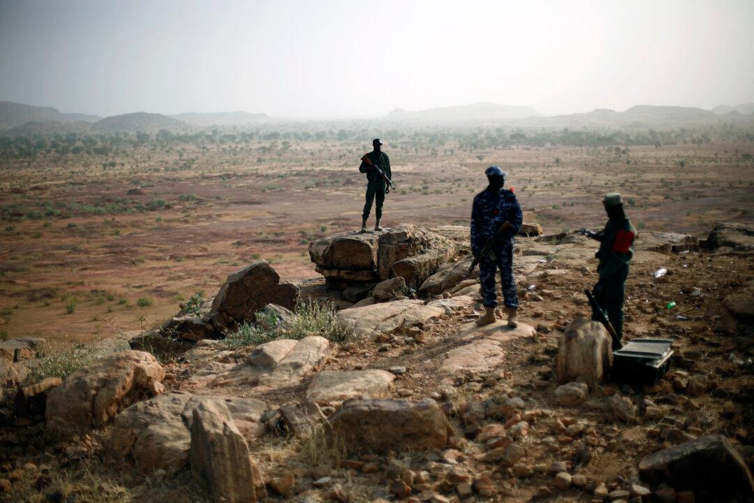 Official: 4 Rescued From Mali Hotel; 9 Killed in Attack