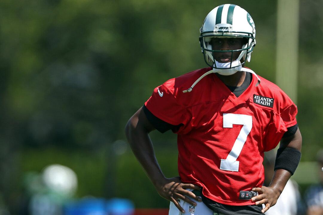 Why Jets Quarterback Geno Smith Has to Succeed