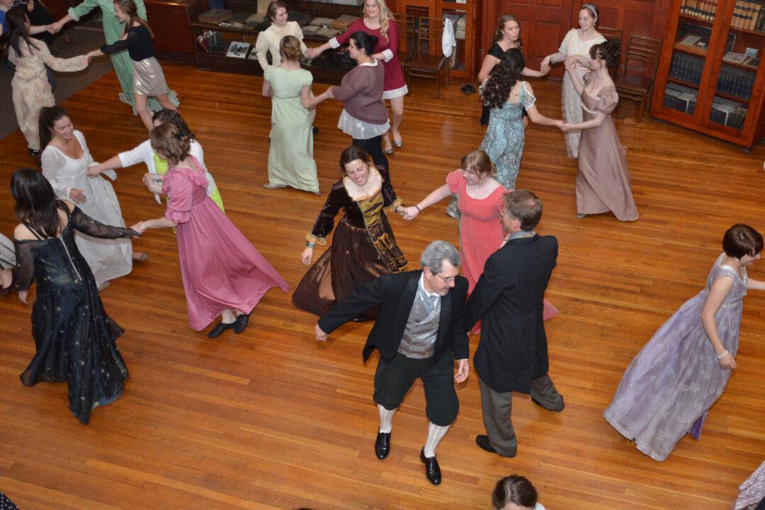 English Country Dance Fun for All