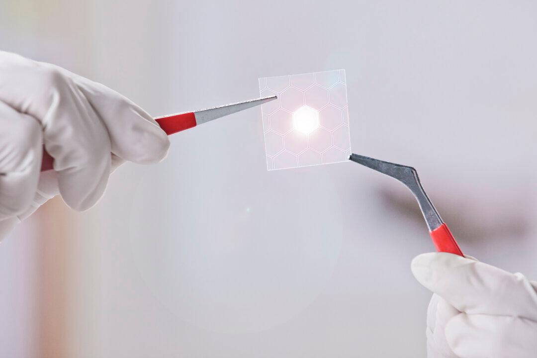 Graphene Is Missing Ingredient to Help Supercharge Batteries for Life on the Move