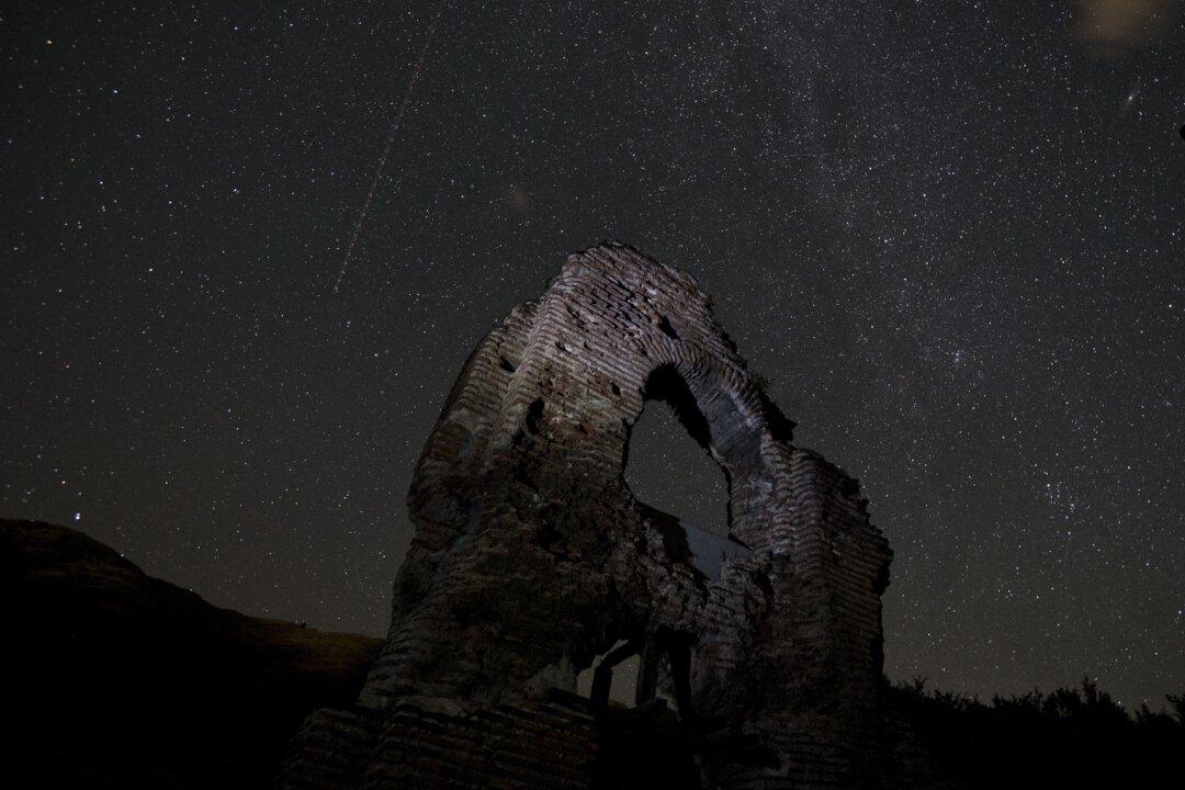 Check Out These Stellar Pictures of Perseid Meteor Shower