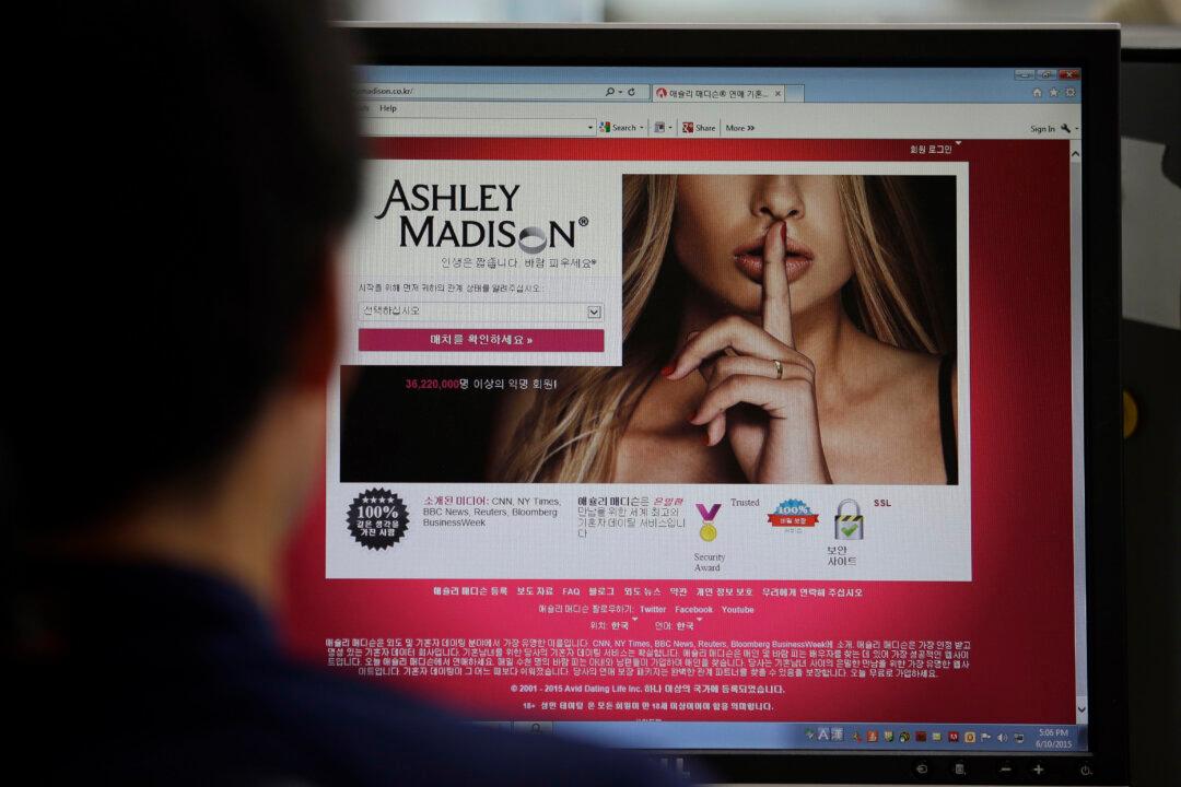 Hackers Claim to Have Exposed Ashley Madison Users on Web