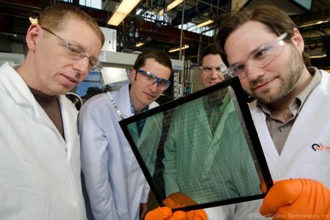 Liquid Solar Technology Company CEO Announces Commercialization Plan