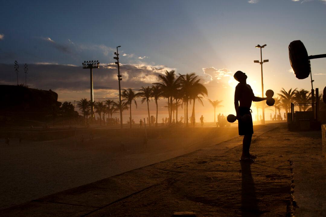 Rio Realities With World Press Photo-Winning Photographer Felipe Dana