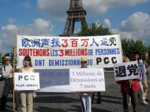 “Nine Commentaries” Supporters in China Severely Persecuted by CCP