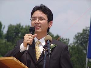 Former Chinese Diplomat Exposes How the Chinese Consulate Arranges Welcoming Groups