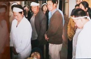 Thugs Kill Villager in Xi'an Forced Demolition Conflict