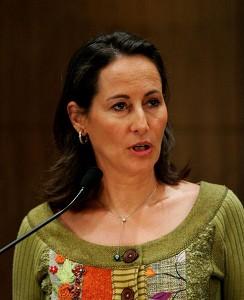 Royal Confronts China with Human Rights Abuses