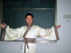 Democratic Activist Continues Criticism Despite Suppression