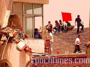 Homeowner Vows to Ignite Herself to Stop Bulldozers