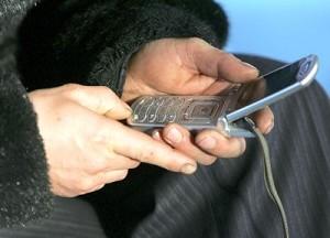 Text Messaging Increasingly Popular to Promote Quitting the CCP