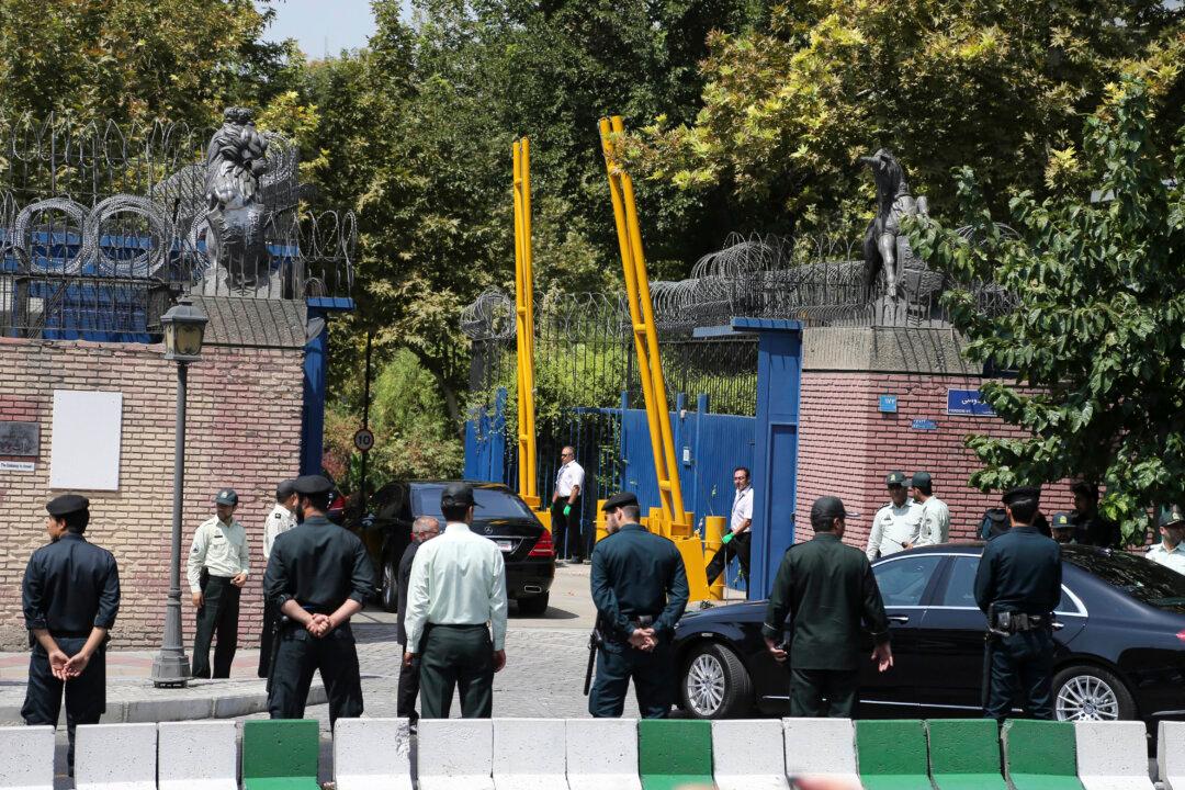 British Foreign Secretary Reopens Embassy in Tehran