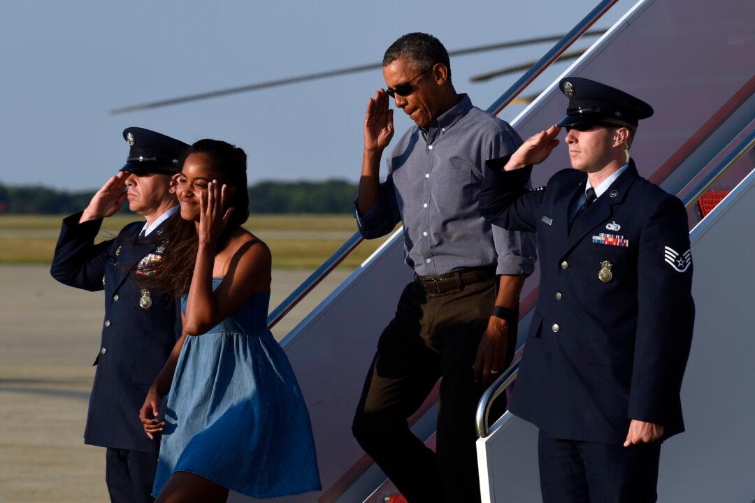 Report: Obama Family Purchases Home in California