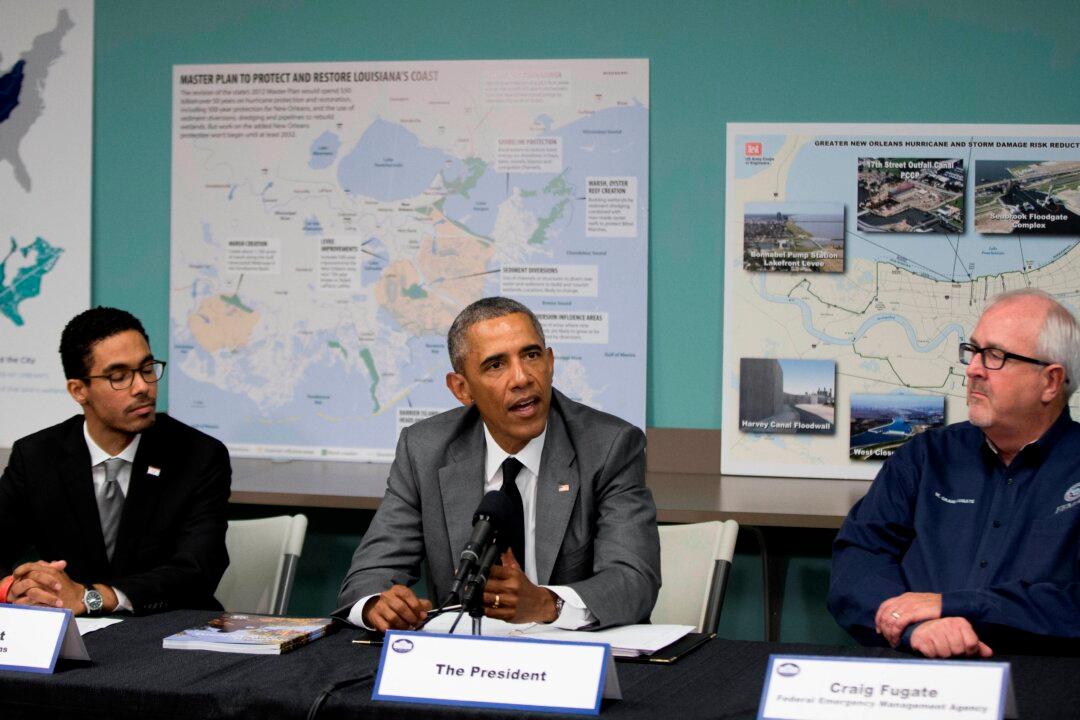 Obama Trying to Boost Free Community College Plan