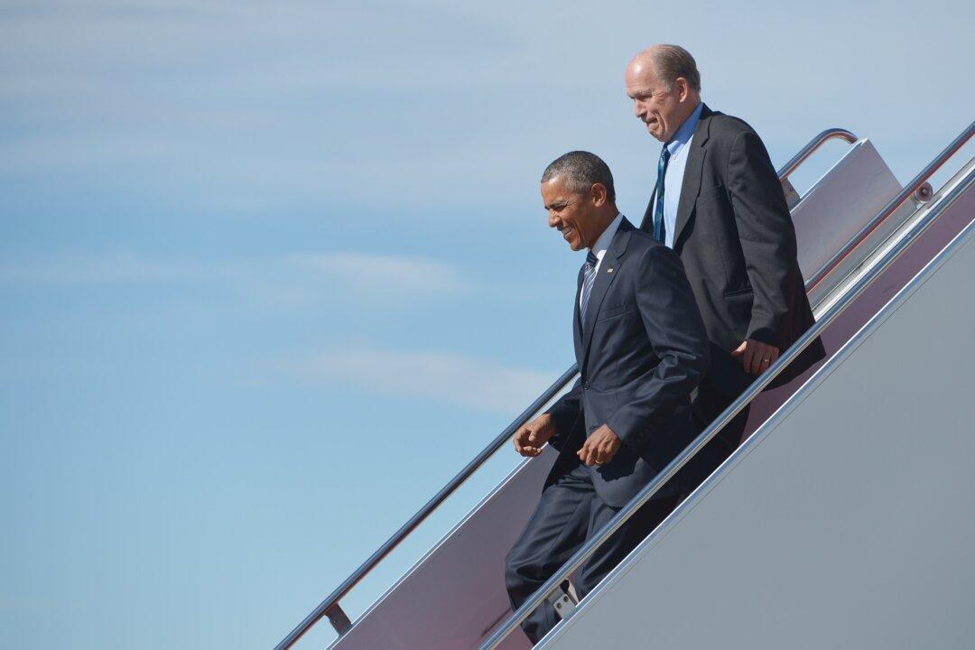President Obama Juggles Conflicting Pressures on Historic Alaska Trip