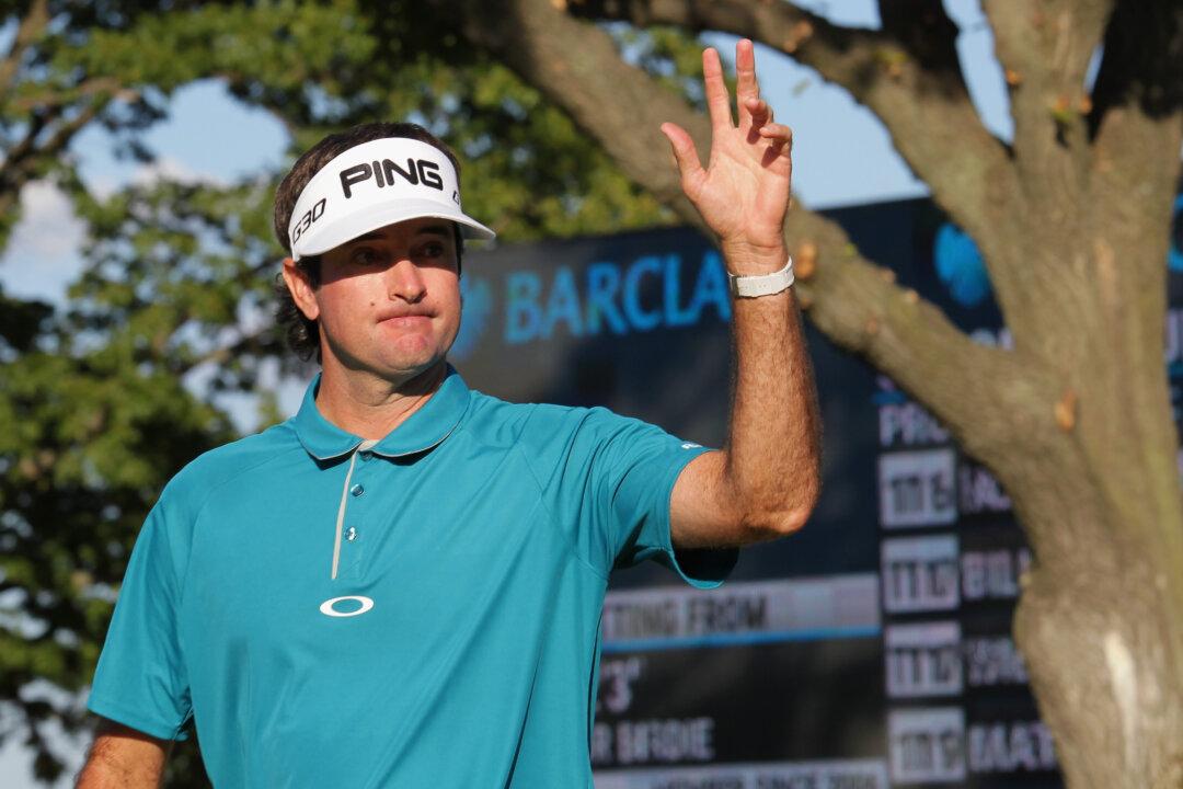 2015 FedEx Cup Playoffs: Watson leads, Plainfield Pushes Back