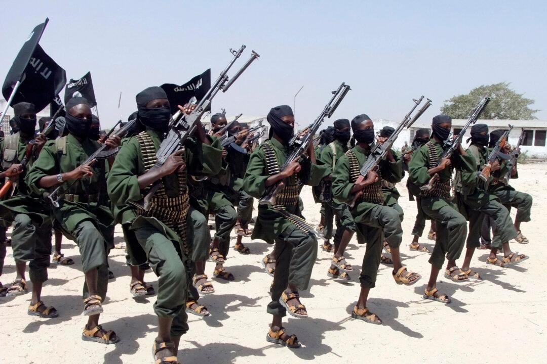 Somali Extremists: Dozens of Kenyan Peacekeepers Killed