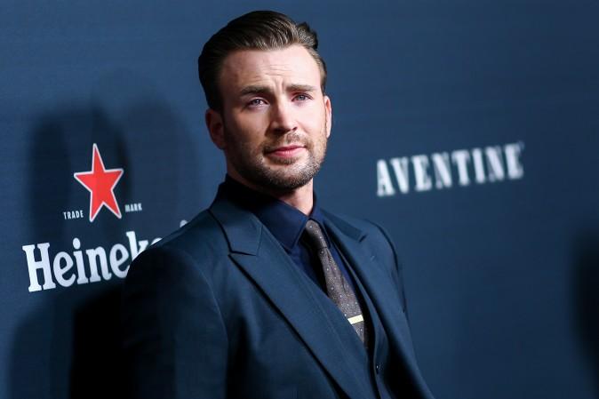 Captain America’s Chris Evans Is Now Dating His ‘Gifted’ Co-Star Jenny Slate