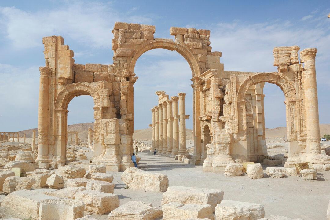 Explained: Strategy Behind the Battle to Rescue the Ruins of Palmyra