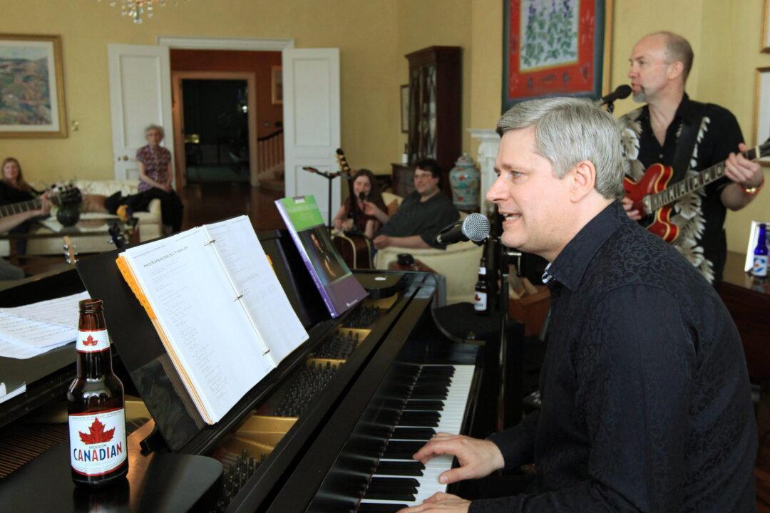 Biography Explores Stephen Harper, the Politician and the Man