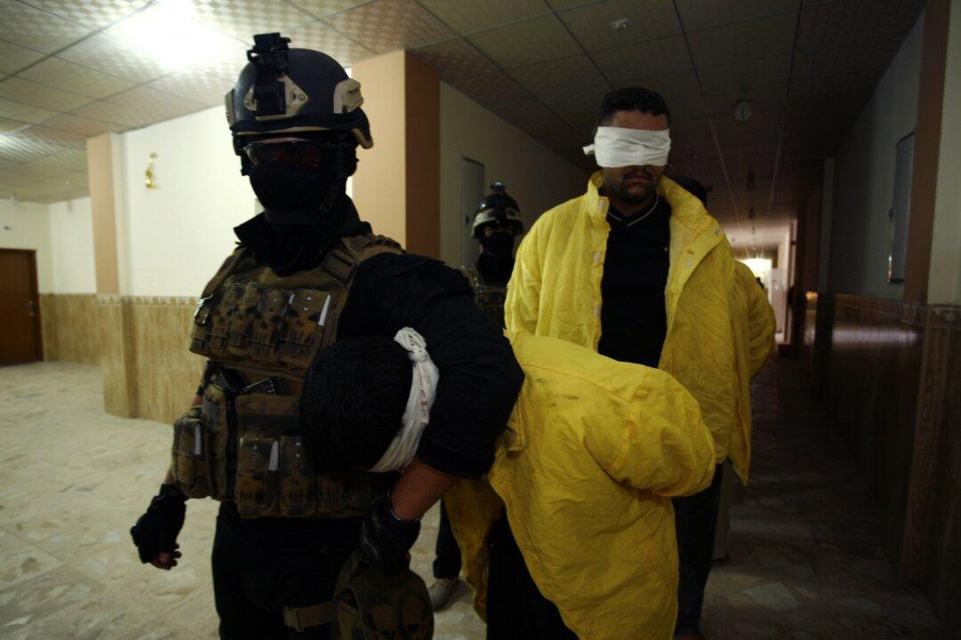 Hackers Trick ISIS Agents Into Giving Their Phone Numbers and Home Addresses