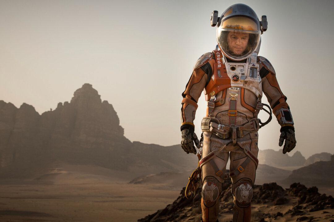 ‘The Martian’: A MacGyver-in-Space Ode to Those Who Can Geek