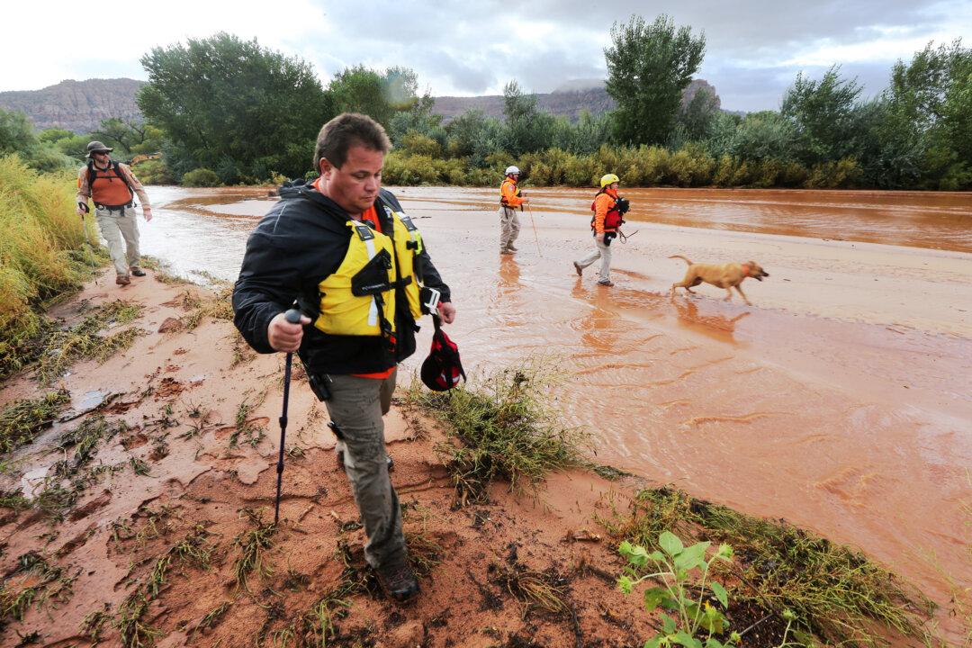 Searchers Look for Flood Victims in Polygamous Utah Town