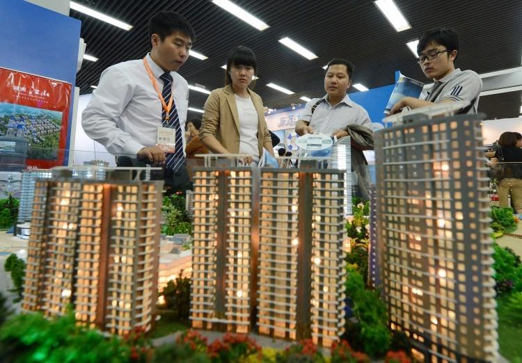 China’s Leading Real Estate Companies Cut Thousands of Jobs