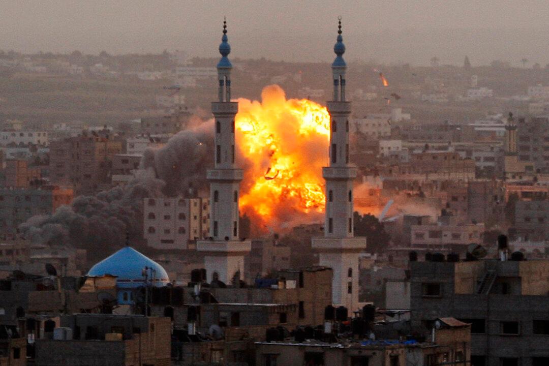 Life and War in Gaza as Seen by Award-Winning Photographer Hatem Moussa