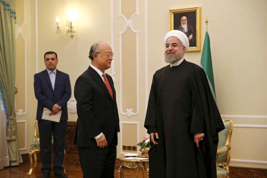 Iran Gives Samples From Military Site to Nuclear Inspectors